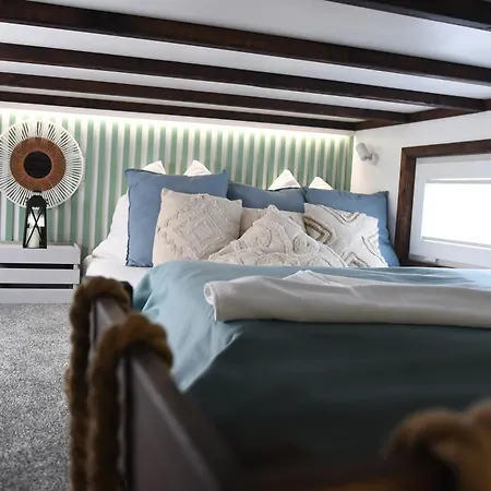 -tiny House Marino Grzybowo (West Pomeranian)